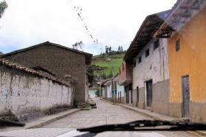 FILE 14 - direction north to Equateur via Ayacucho,  Chavin Ruins, Chns Chan, desert , mountains etc  (103)